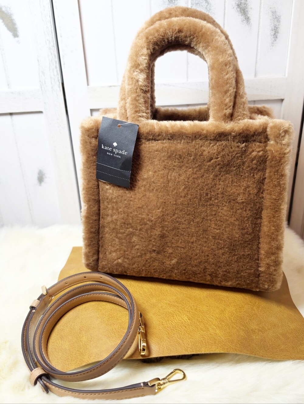 Kate Spade Ellie Faux Small Bag - Picture 4 of 11